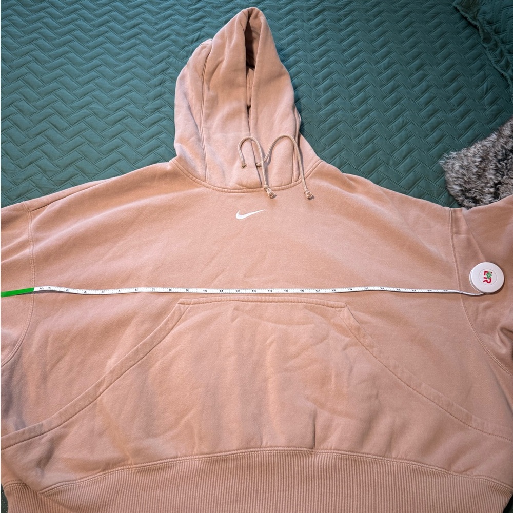 Oversize Nike fleece hoodie slight crop